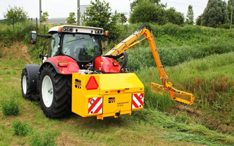 Herder mowing bucket