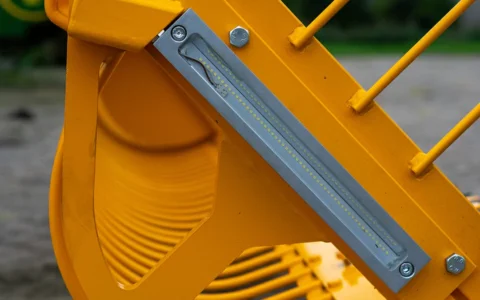 fish-protector-mk01-mowing-bucket