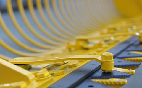 herder-mowing-bucket-knives