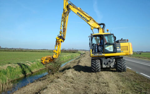 herder-mowing-bucket-mrzt-excavator-with-extension-boom