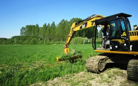 herder-mowing-bucket-mrzt-for-ditch-maintenance