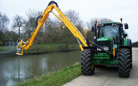 herder-water-pump-on-john-deere