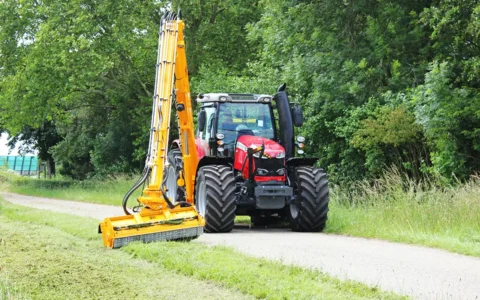 kmu-ecomower-with-massey-ferguson